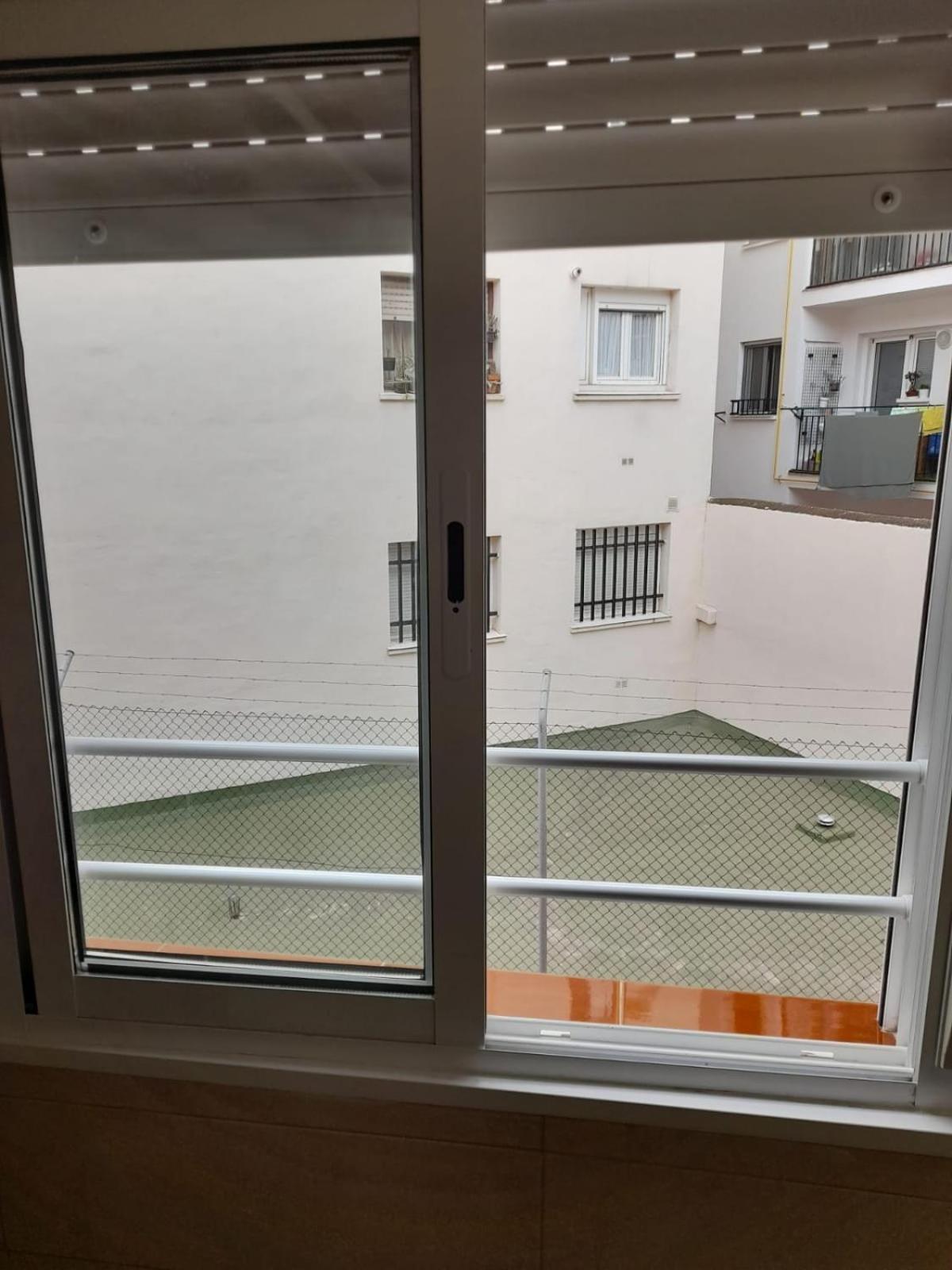 Habitaciones Familiares Con Bano Privado Lf - Sin Ascensor Zaragoza Dış mekan fotoğraf