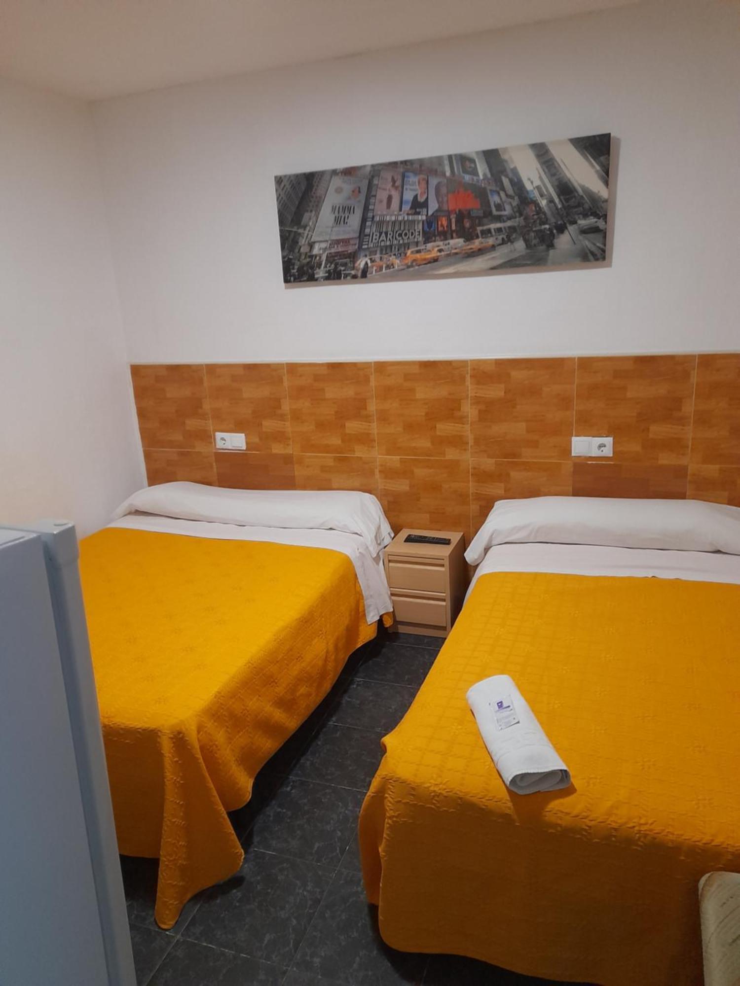 Habitaciones Familiares Con Bano Privado Lf - Sin Ascensor Zaragoza Dış mekan fotoğraf